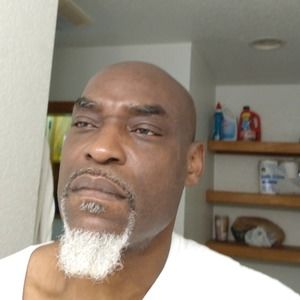 Meet your Posher, Gregory